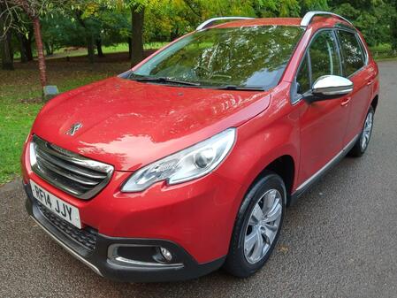 PEUGEOT 2008 1.2 VTi Allure