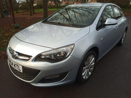 VAUXHALL ASTRA 1.6 16v Design