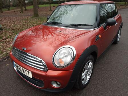 MINI HATCH 1.6 One D Hatch